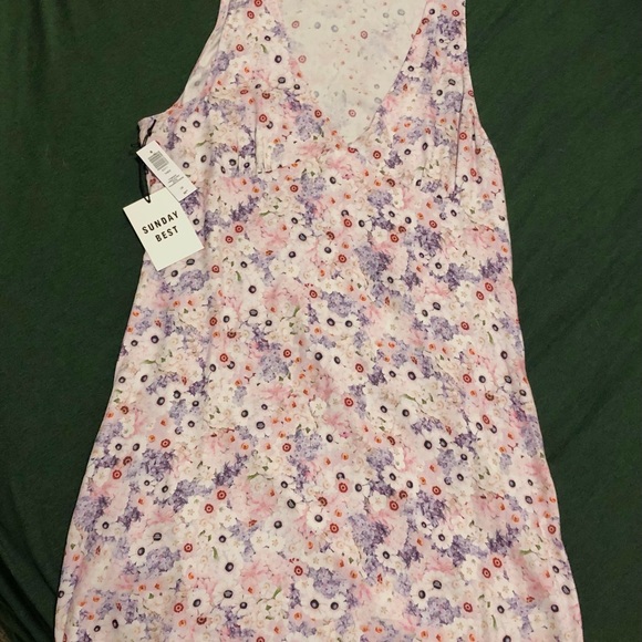 Aritzia Sunday Best Theo Dress - Picture 2 of 3